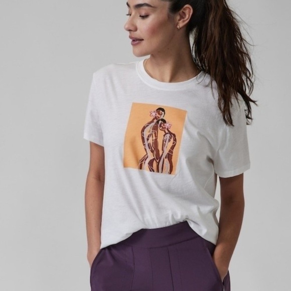 Athleta Daily Relaxed Artist Graphic Tee Lindsay Adams